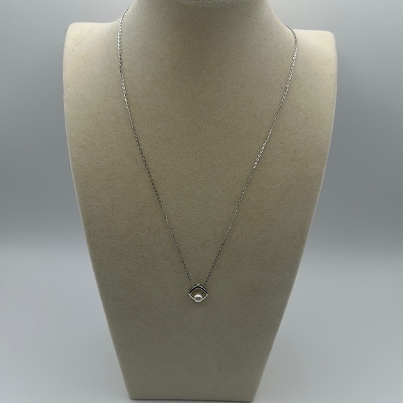 Silver 925 and Pearl Diamond Shape Necklace - Picture 2 of 8